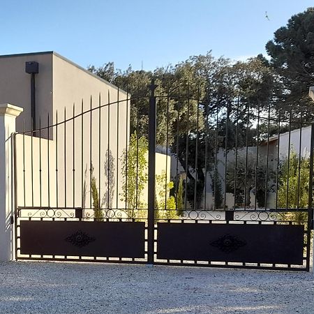 Bed and Breakfast La Mathilde Villeneuve-lès-Avignon Exteriér fotografie